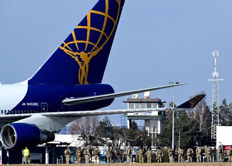 Rus helikopterleri Kieve girdi 74 askeri tesis imha edildi, 114 Ukrayna askeri teslim oldu çok sayıda ölü var...