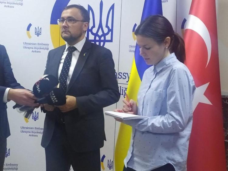 Rus helikopterleri Kieve girdi 74 askeri tesis imha edildi, 114 Ukrayna askeri teslim oldu çok sayıda ölü var...