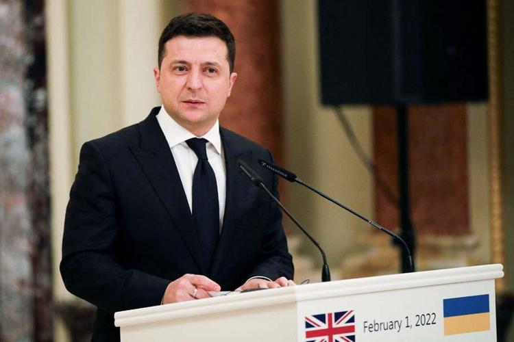 Rus helikopterleri Kieve girdi 74 askeri tesis imha edildi, 114 Ukrayna askeri teslim oldu çok sayıda ölü var...