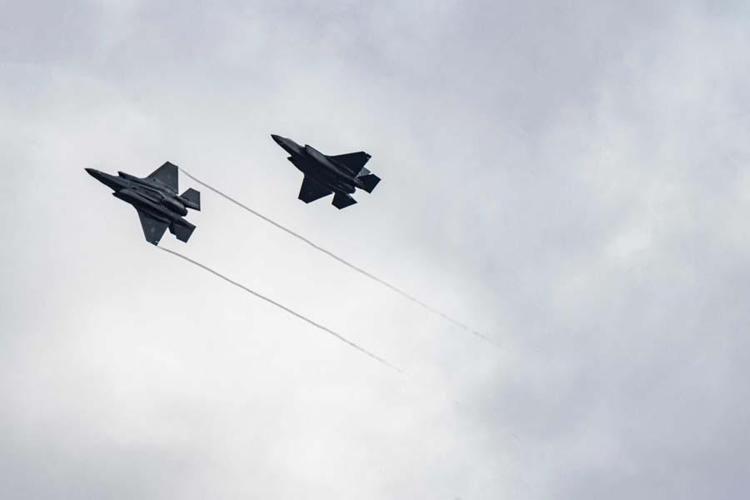 Rus helikopterleri Kieve girdi 74 askeri tesis imha edildi, 114 Ukrayna askeri teslim oldu çok sayıda ölü var...