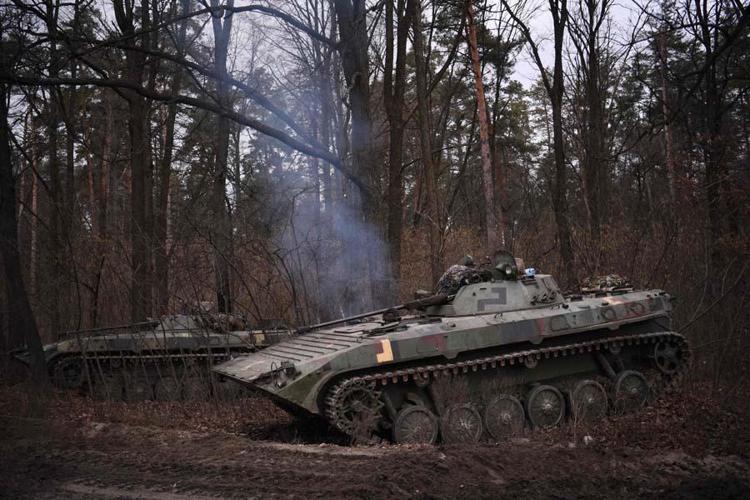 Rus helikopterleri Kieve girdi 74 askeri tesis imha edildi, 114 Ukrayna askeri teslim oldu çok sayıda ölü var...