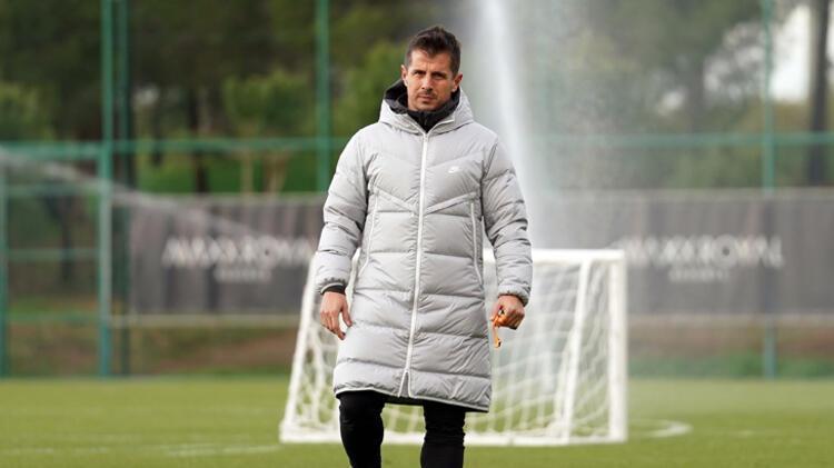 Gomisten sonra Garry Rodrigues de geri dönüyor Onyekuru olmayınca...