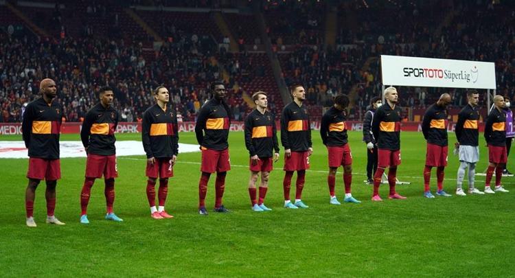 Devre arasında 4 futbolcu gitmişti Nelsson hariç hiçbiri olmadı 9 ayrılık daha...