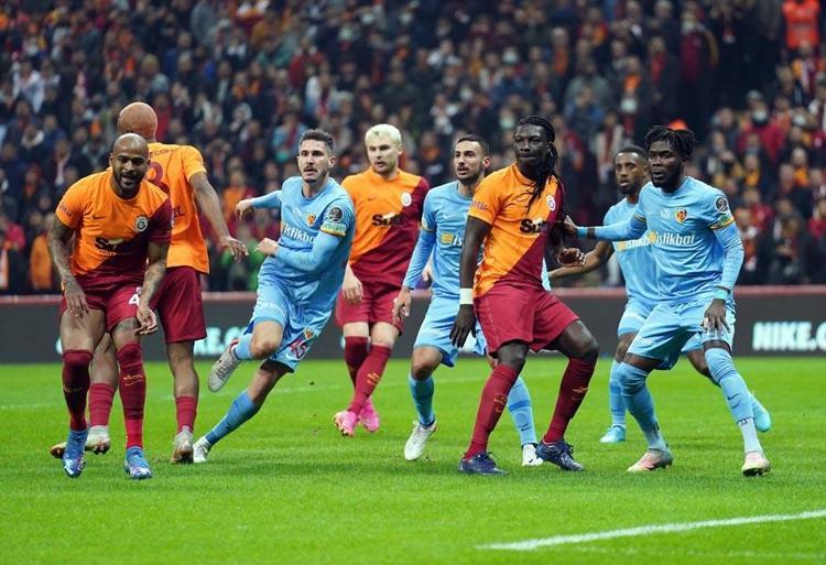 Devre arasında 4 futbolcu gitmişti Nelsson hariç hiçbiri olmadı 9 ayrılık daha...