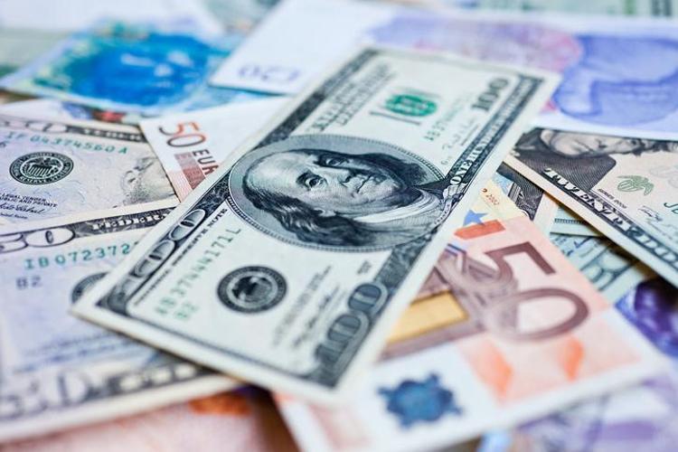 DOLAR VE EURO’DA HAREKETLİ SEYREDİYOR