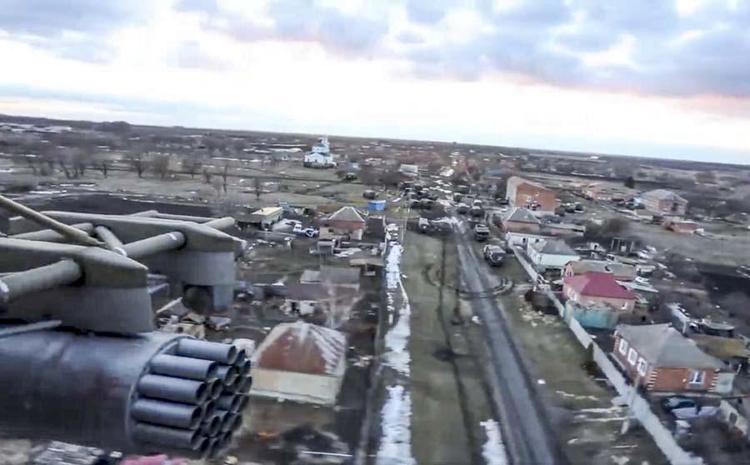 Kiev’de köprüler havaya uçuruluyor
