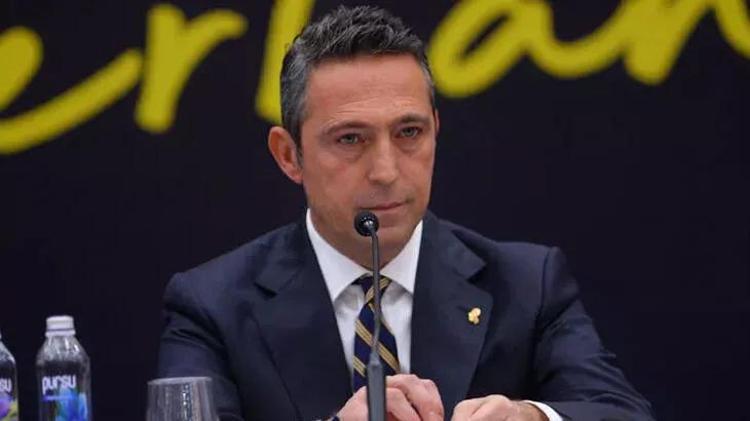 Fenerbahçenin sol bek problemini en az 5 yıl çözecek yıldız Ali Koç görüşmelere başladı