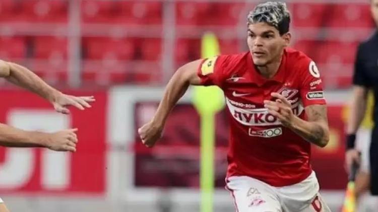 Fenerbahçenin sol bek problemini en az 5 yıl çözecek yıldız Ali Koç görüşmelere başladı