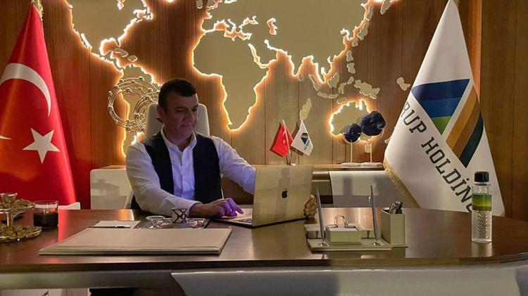 Putin Ukraynaya girdi olan Abramoviche oldu Chelseaye Türk iş insanından rekor teklif