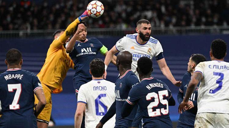 Şampiyonlar Liginde böylesi görülmedi Real Madrid Paris Saint Germaini 17 dakikada yıktı... Karim Benzemadan tarihi performans...