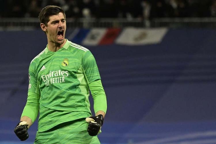 Şampiyonlar Liginde böylesi görülmedi Real Madrid Paris Saint Germaini 17 dakikada yıktı... Karim Benzemadan tarihi performans...