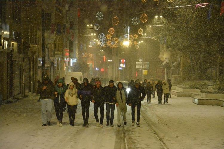 Kar fırtınası geliyor Kar ile ilgili son dakika Gün ve saat belli oldu Kar esir alacak