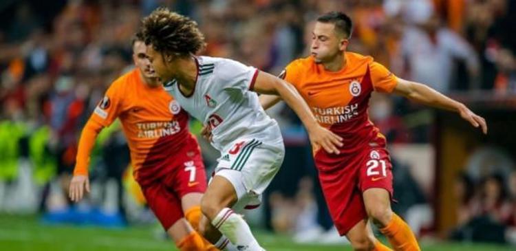Burak Elmasa büyük şok Celta Vigo ile anlaşmaya vardı
