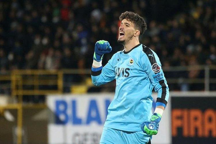 Fenerbahçenin tam 5 yıldızına teklif yağıyor 90 milyon euro...