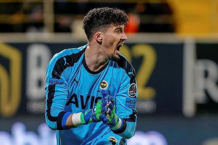 Fenerbahçenin tam 5 yıldızına teklif yağıyor 90 milyon euro...