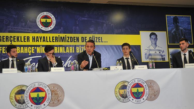 Fenerbahçede genç yıldızlar sözleşme imzaladı Gözyaşlarına hakim olamadı, Arda Güler, Ferdi Kadıoğlu, İsak Vural...