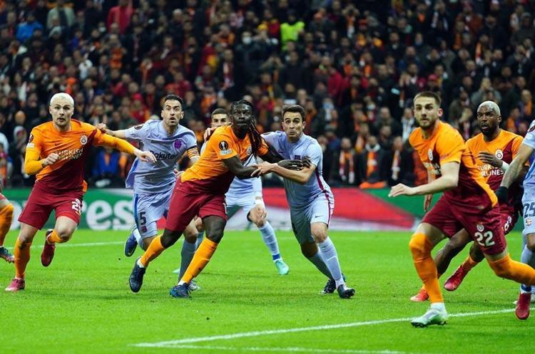 Torrentin sürprizi elinden patladı Önce camia ardından Şansal Büyüka isyan etti