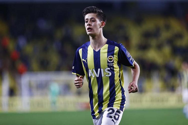 Milli takım aday kadrosu açıklandı Arda Güler ile Emirhan İlkhanın alınmaması tartışma yarattı...