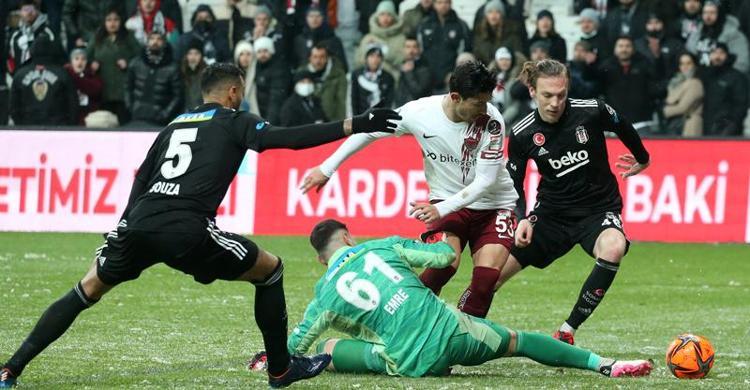 Beşiktaş-Hatayspor maçına damga vurdu Böylesi ilk kez oluyor, 18 yaşındaki Emre Bilgin tarihe geçti Golden sonra Ersin, Rıdvan ve taraftarlar...