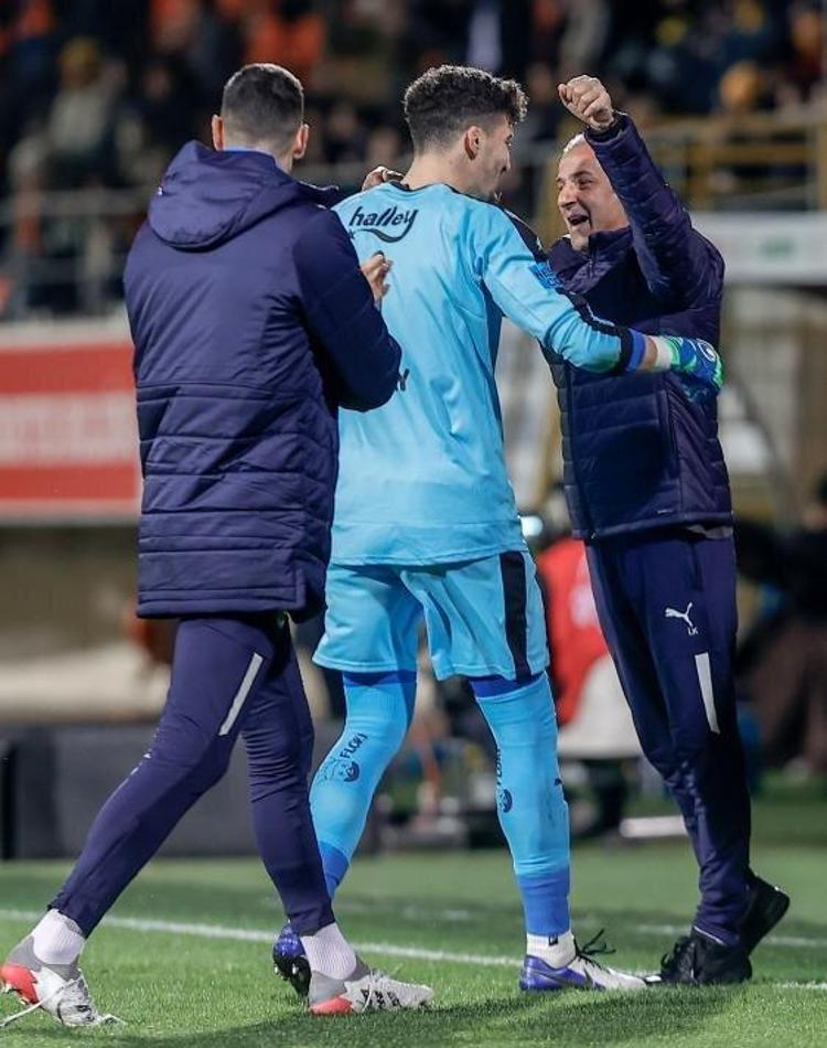 Xavi, haberim yok tanımıyorum demişti Barcelonadan F.Bahçeli yıldızın kasetlerini toplayıp izleme kararı