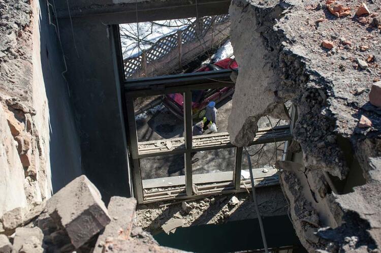 Rusya - Ukrayna savaşında son dakika gelişmeleri... Rusya Kieve bomba yağdırdı Karadenizde arka arkaya patlamalar meydana geldi...