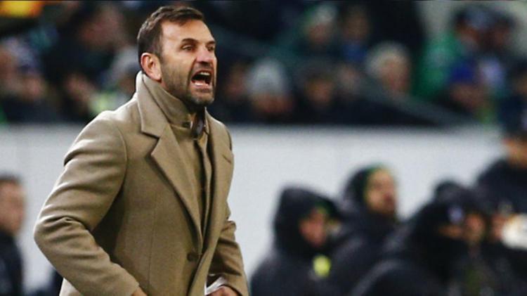 Ve Okan Buruk bombasına çok az kaldı Sarı kırmızılı taraftarlar sosyal medyayı yıktı