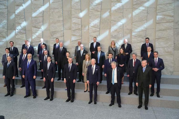 12.54 NATO ZİRVESİ BAŞLADI