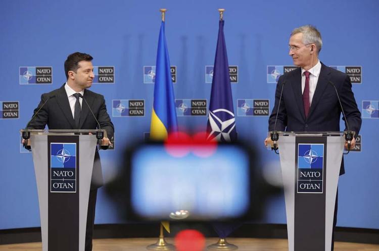 Ukrayna - Rusya savaşında son dakika haberleri... Zelenskiy NATO Zirvesinde konuştu: Bu sabah bizi fosfor bombalarıyla vurdular