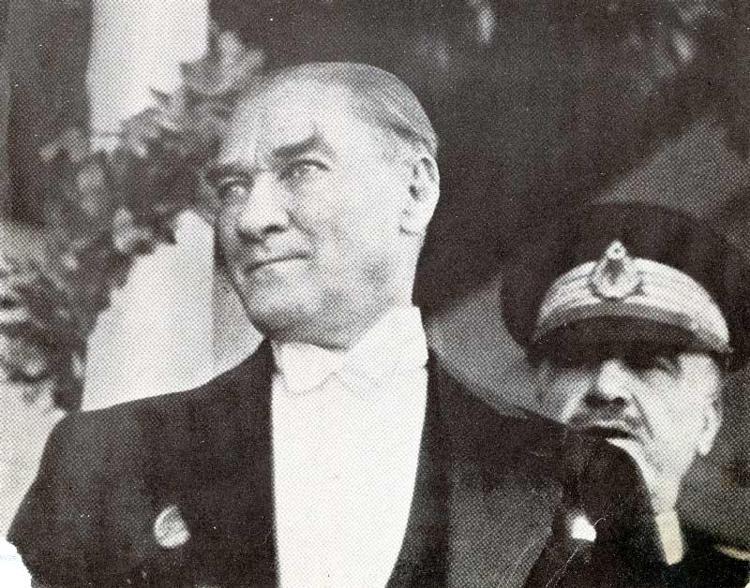 7. Mustafa Kemal Atatürk (19 Mayıs 1881- 10 Kasım 1938)