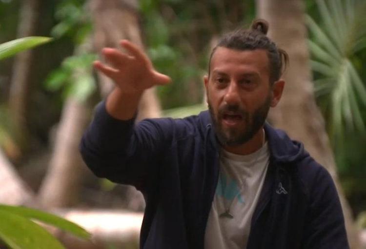 Survivor All Starda elenen isim belli oldu Survivorda kim elendi İşte 5 Nisanda Survivorda elenen isim...