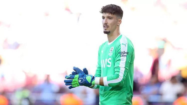 Altay Bayındır (Lille, Ajax)
