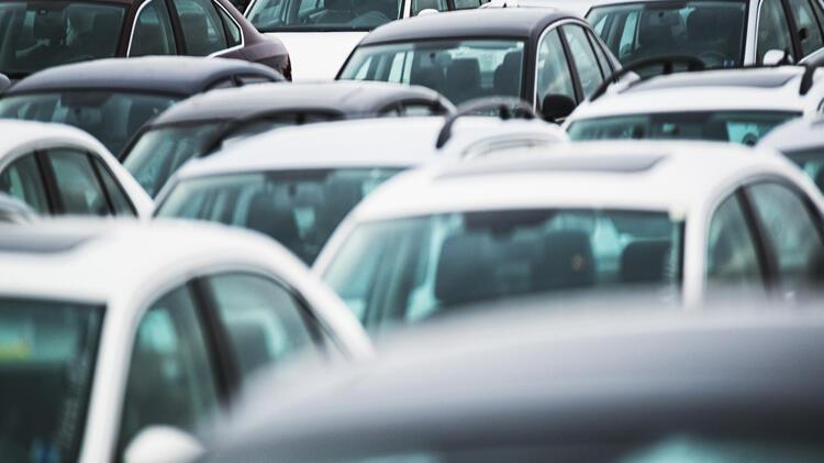 Ucuz sıfır araçlar Araba fiyatları değişti En ucuz ve en çok satılan otomobiller belli oldu, işte yeni fiyat listesi...