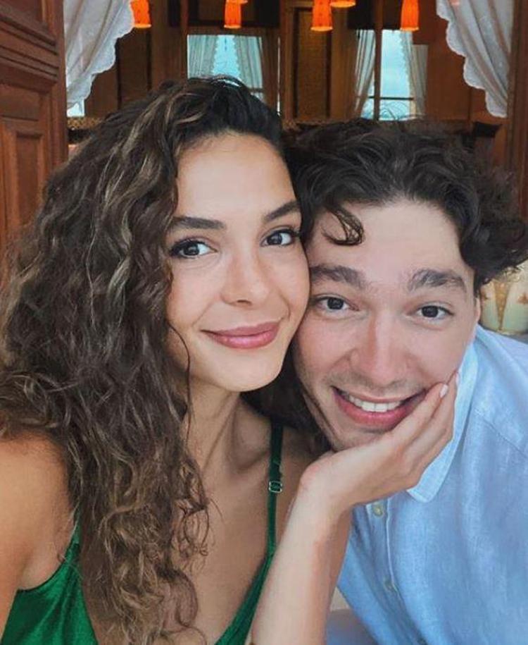 Ebru Şahin, sevgilisi Cedi Osmanın yeni yaşını kutladı: İyi ki güldün...