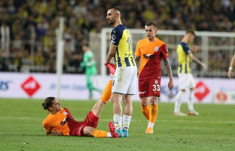 Önce Pulgarı çaktı ardından G.Sarayın kalbini sökmeye kalktı Flaş teklif...