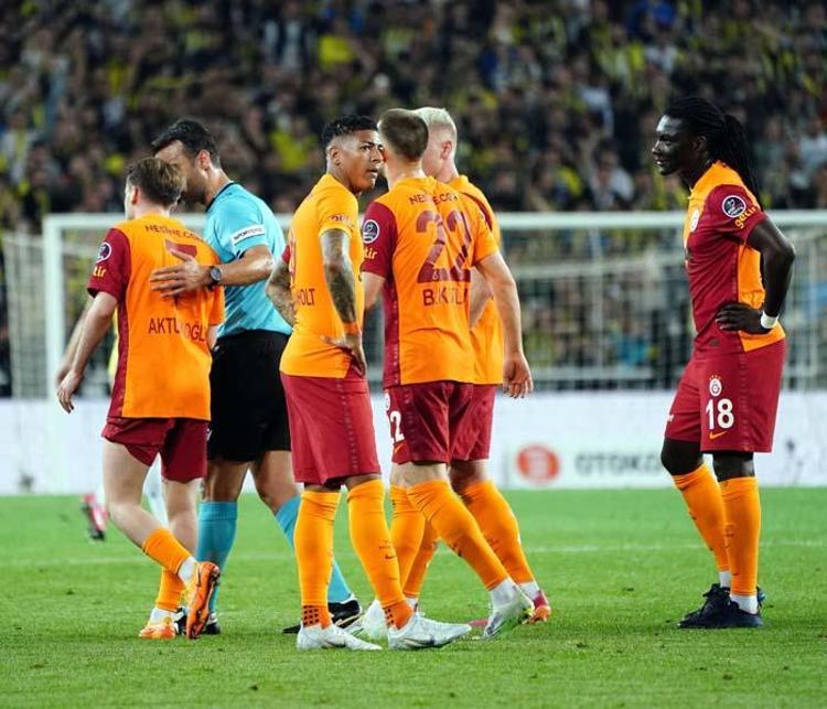 Önce Pulgarı çaktı ardından G.Sarayın kalbini sökmeye kalktı Flaş teklif...