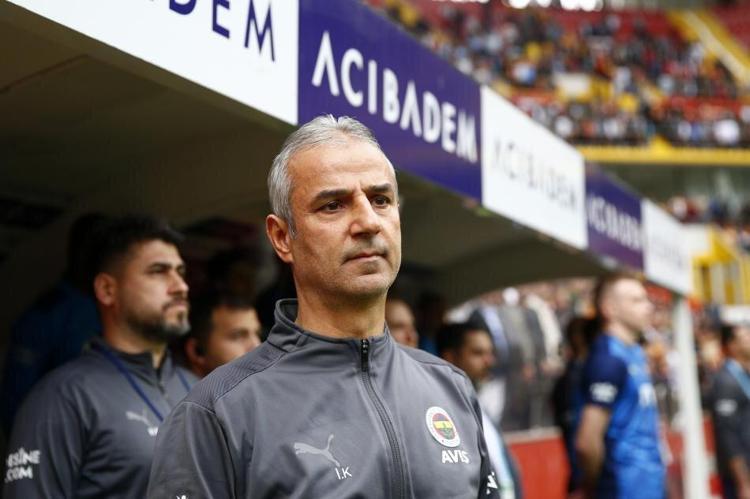 Plan yapıldı bozmamak lazım dedi ve... Fenerbahçenin gelecek sezonki teknik direktörü...