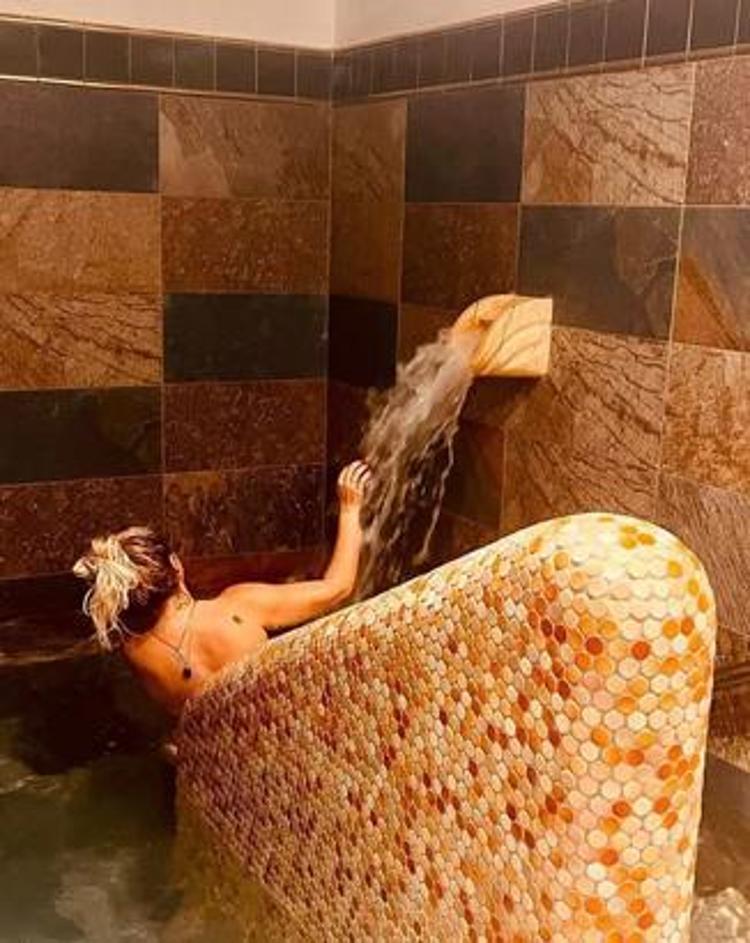 Yeliz Yeşilmenden olay yaratan paylaşım