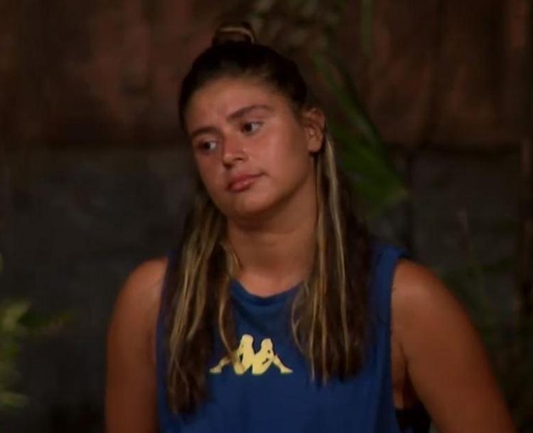 Survivor’da kim elendi 12 Nisan Survivor elenen isim belli oldu Acun Ilıcalı Survivora veda eden ismi duyurdu...