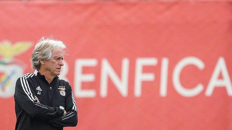 Löw, Kartal, Jesus hiçbiri değil Yeni teknik direktör Avrupada ses getirecek İtalyadan geliyor
