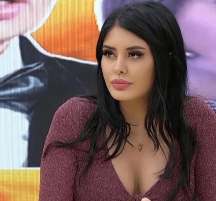 ‘Ayak yıkama paylaşımı olay olmuştu Ebru Polat yaptığı en çılgın şeyi açıkladı: Soygun...
