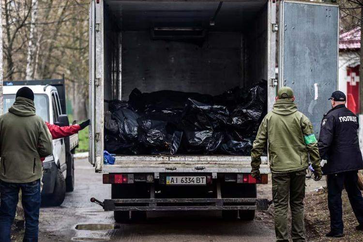 Ukraynada savaşın dönüm noktası Kritik şehir Mariupol için peş peşe açıklamalar geldi...