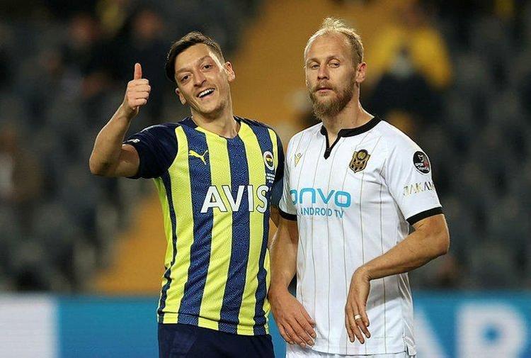Yüzde 80 bu iş bitti Yıldız futbolcu eşyalarını topladı İşte yeni takımı
