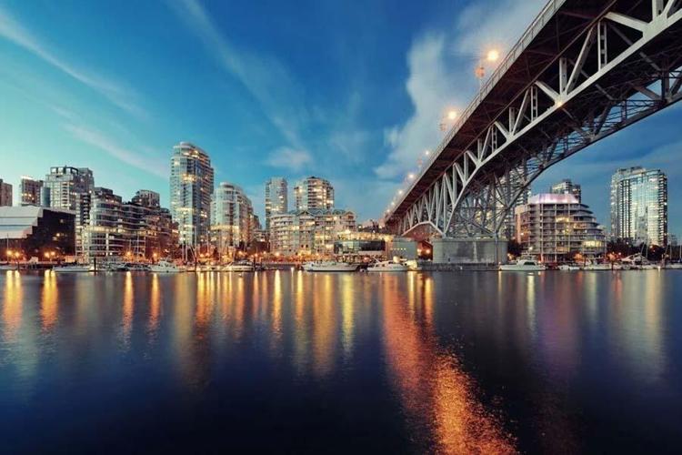 5- VANCOUVER
