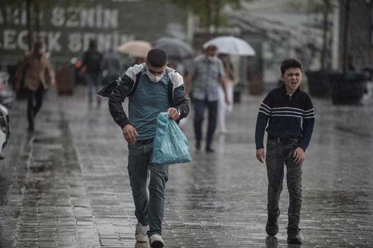 Meteorolojiden 58 il için son dakika uyarısı Yoğun yağış başlıyor, sıcaklıklar düşecek Güzel haberler veremeyeceğiz