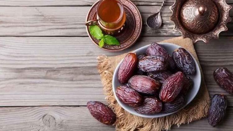 Arefe günü oruç tutulur mu, Ramazanın arefe günü oruç tutmak farz mı Arife gününde oruç tutmanın sevabı