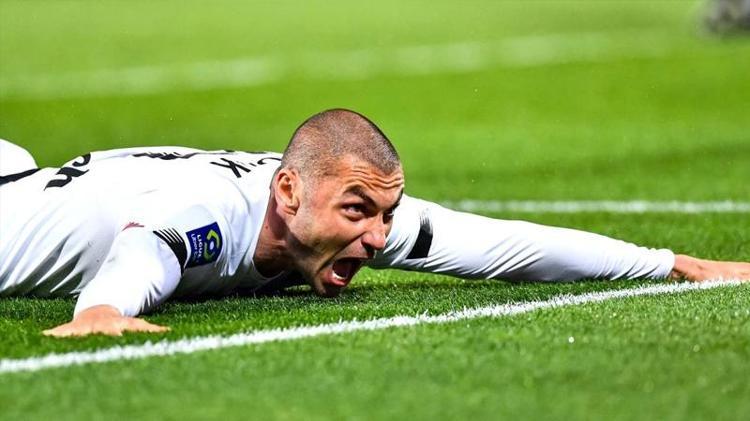 Ne Süper Lig ne ABD Burak Yılmaz çocuklarımın eğitimi dedi dev kulüple söz kesti
