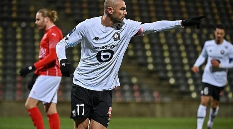 BURAK YILMAZ LYONLA ANLAŞTI