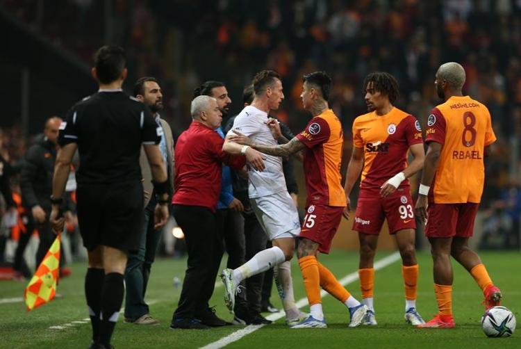 Torrent kulüpte bilgisayar bile yok diyor Burak Elmas parayı Luis Camposla Sensibileye basıyor