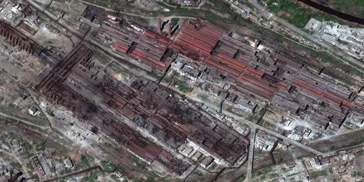 Ukrayna-Rusya savaşının en kanlı saldırısı Rusların vurduğu Mariupol tiyatrosunda 600 kişi birden öldü...
