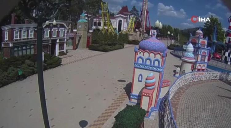 Ukrayna-Rusya savaşının en kanlı saldırısı Rusların vurduğu Mariupol tiyatrosunda 600 kişi birden öldü...